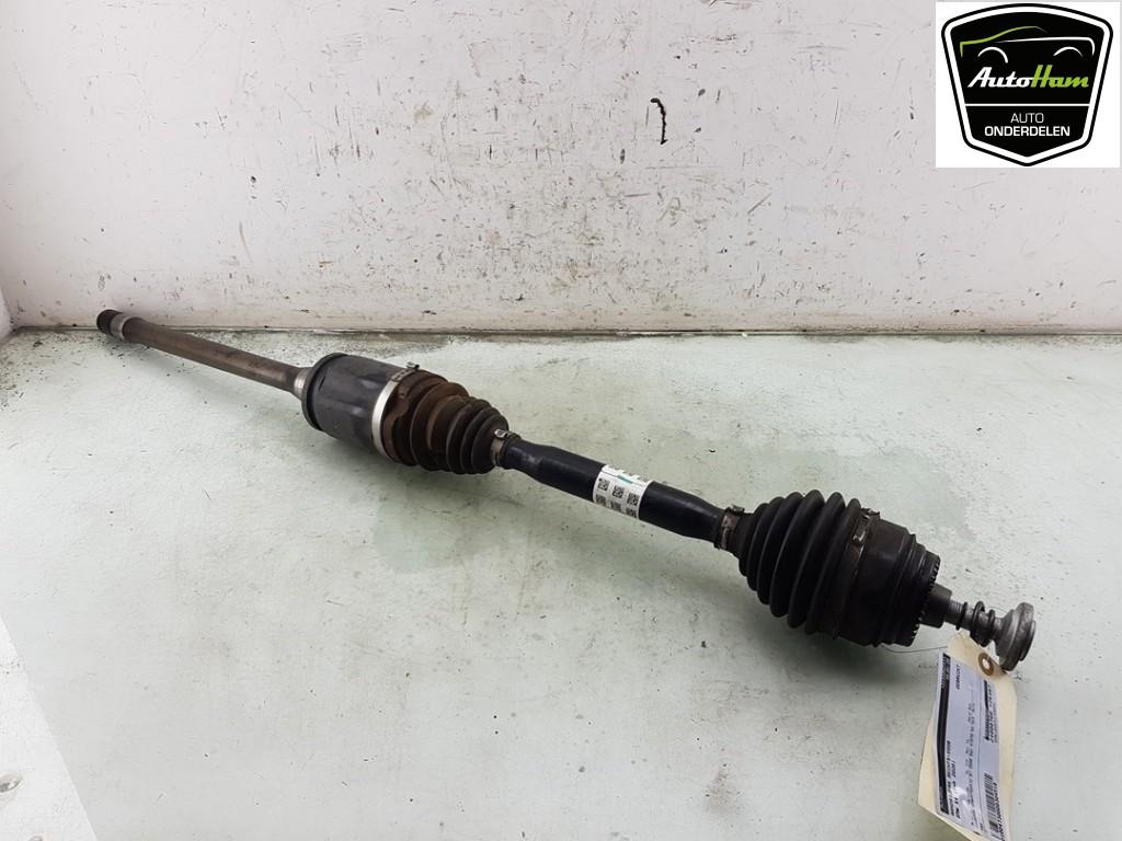 AANDRIJFAS RECHTS VOOR BMW X4 (G02) (01-2018/06-2020), Gebruikt, BMW