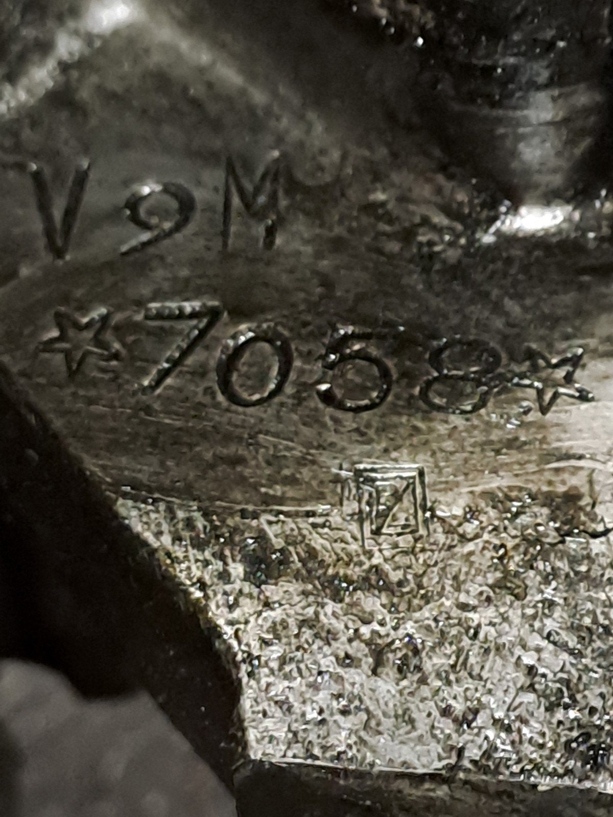 Vespa Faro Basso v9 motorblok, Ophalen