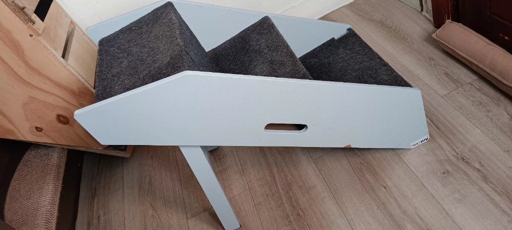 AniOne tweezijdig hondentrap, Dieren en Toebehoren, Honden-accessoires, Overige merken, Ophalen, Gebruikt, Hondentrap