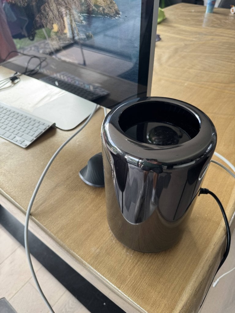 Apple Mac Pro Late 2013 – 6-Core Xeon – 16GB – 500GB SSD, Computers en Software, Apple Desktops, Gebruikt, SSD, Mac Pro, 3 tot 4 Ghz