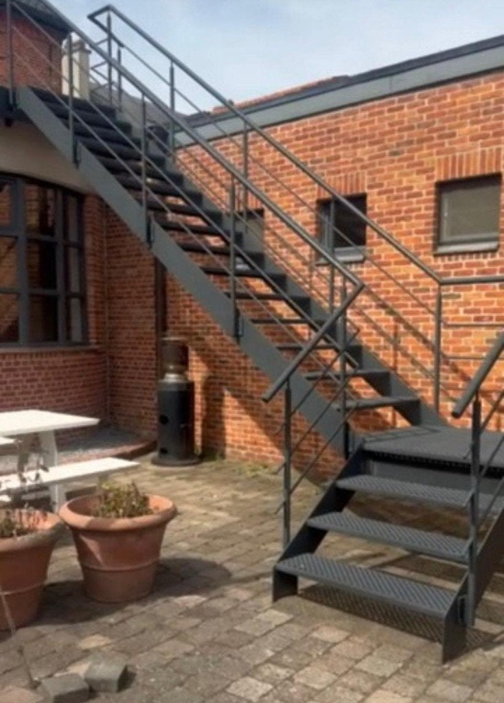 Metalen buitentrap, Doe-het-zelf en Bouw, Ladders en Trappen, Ophalen, Gebruikt