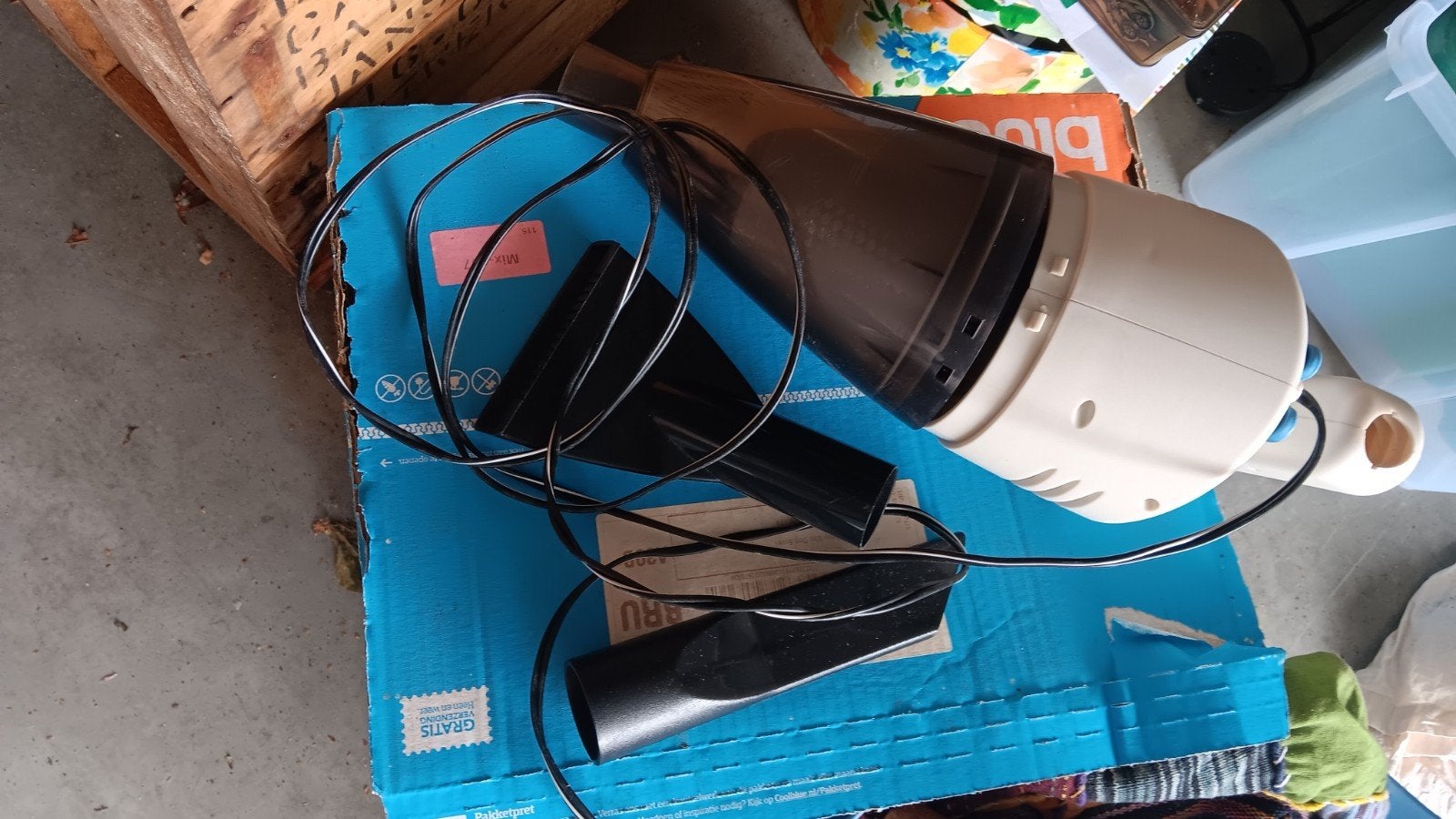 12 volt stofzuiger. Ideaal voor camper, Caravans en Kamperen, Mobilhome-accessoires, Ophalen