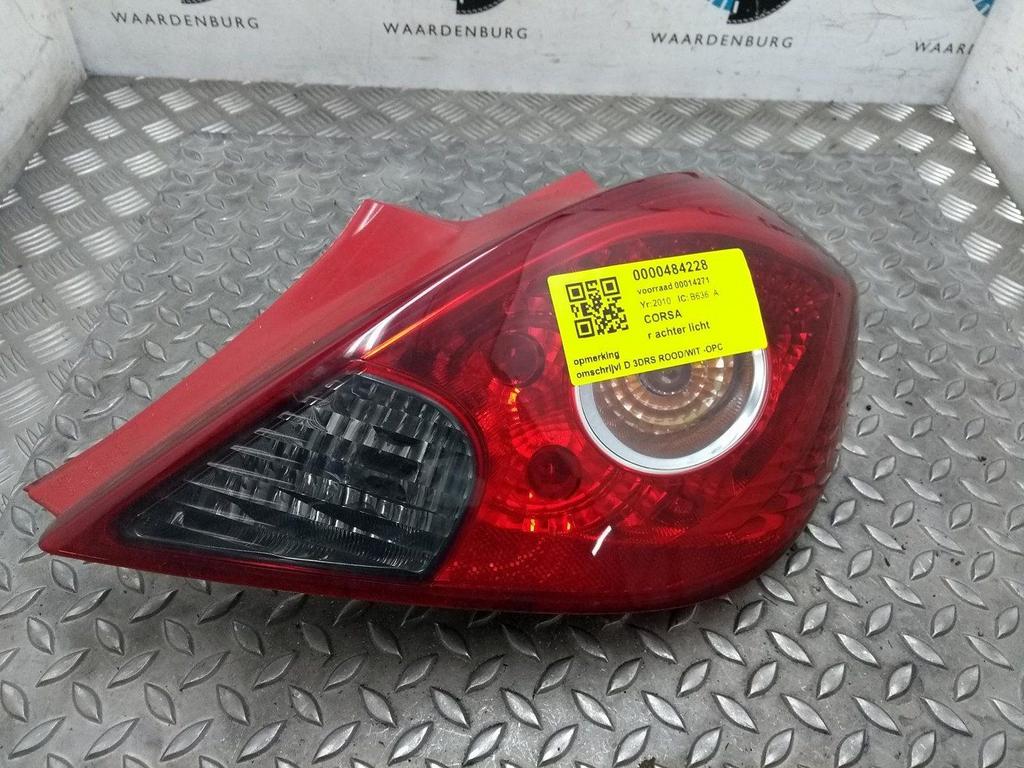 OPEL CORSA 1.3 CDTi EcoF.S Sel. ACHTERLICHT R 2010, Ophalen of Verzenden, Gebruikt, Stiba lid