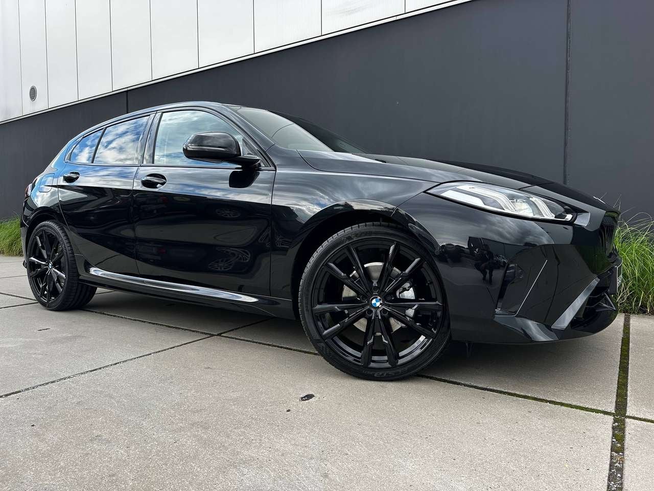 BMW 116 iA *AUT.*M-SPORTPAKKET*LIMITED EDITION*LEDER*SPORTZ, Auto's, BMW, Zwart, 0 kg, Zwart, 5 deurs