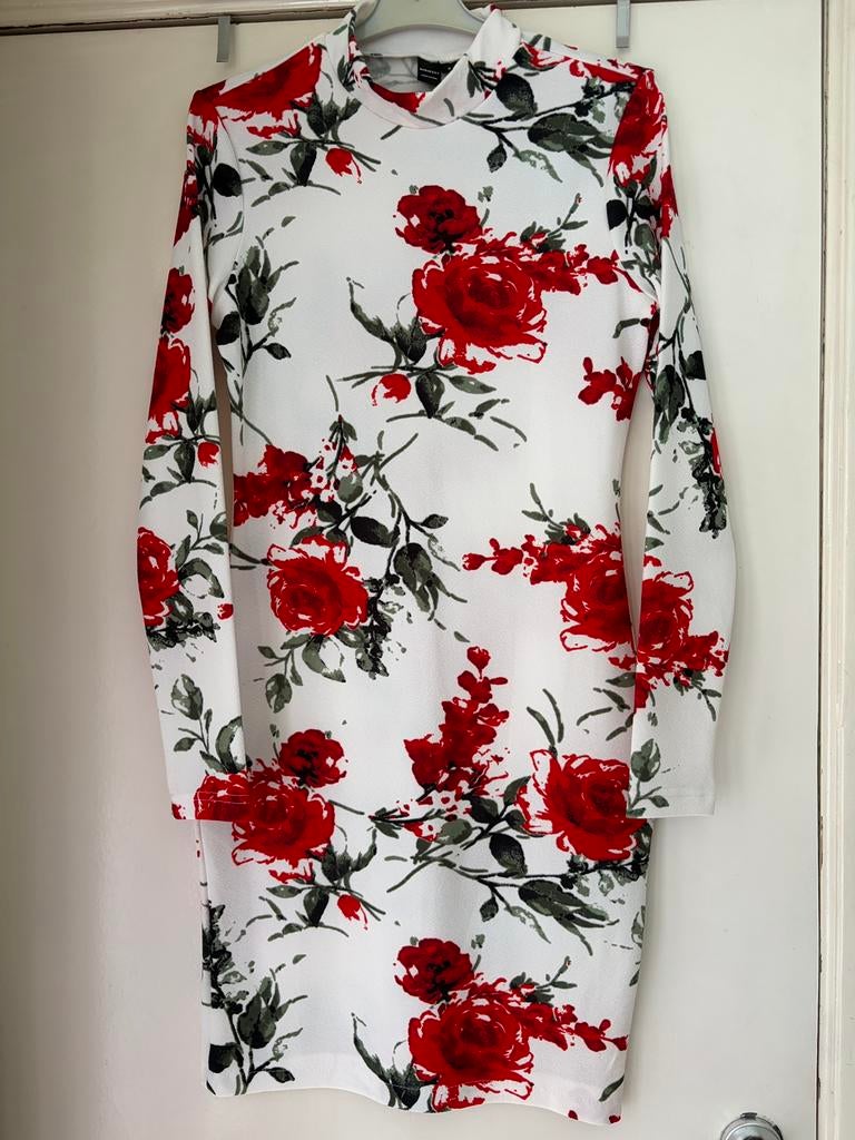Pretty Shein bloemenjurk maat S, Ophalen of Verzenden, Zo goed als nieuw