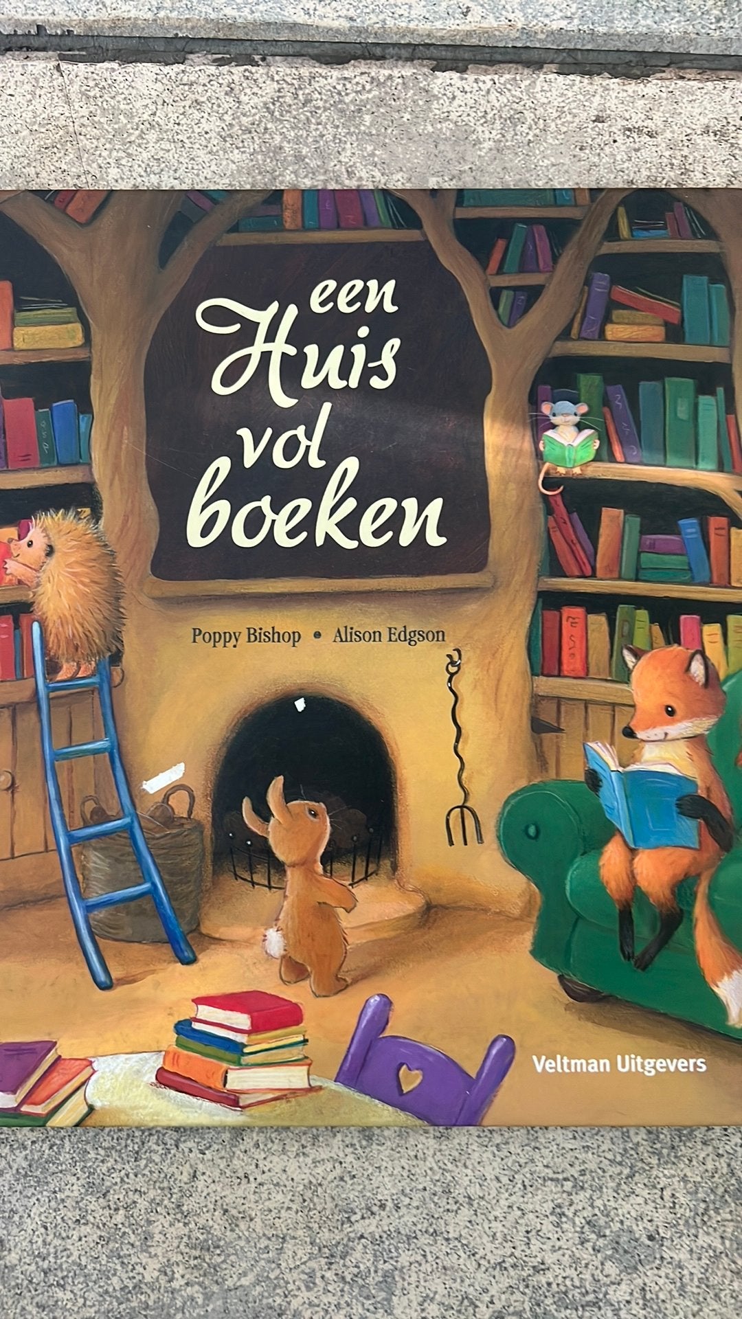 Poppy Bishop - Een huis vol boeken, Boeken, Prentenboeken en Plaatjesalbums, Ophalen, Poppy Bishop
