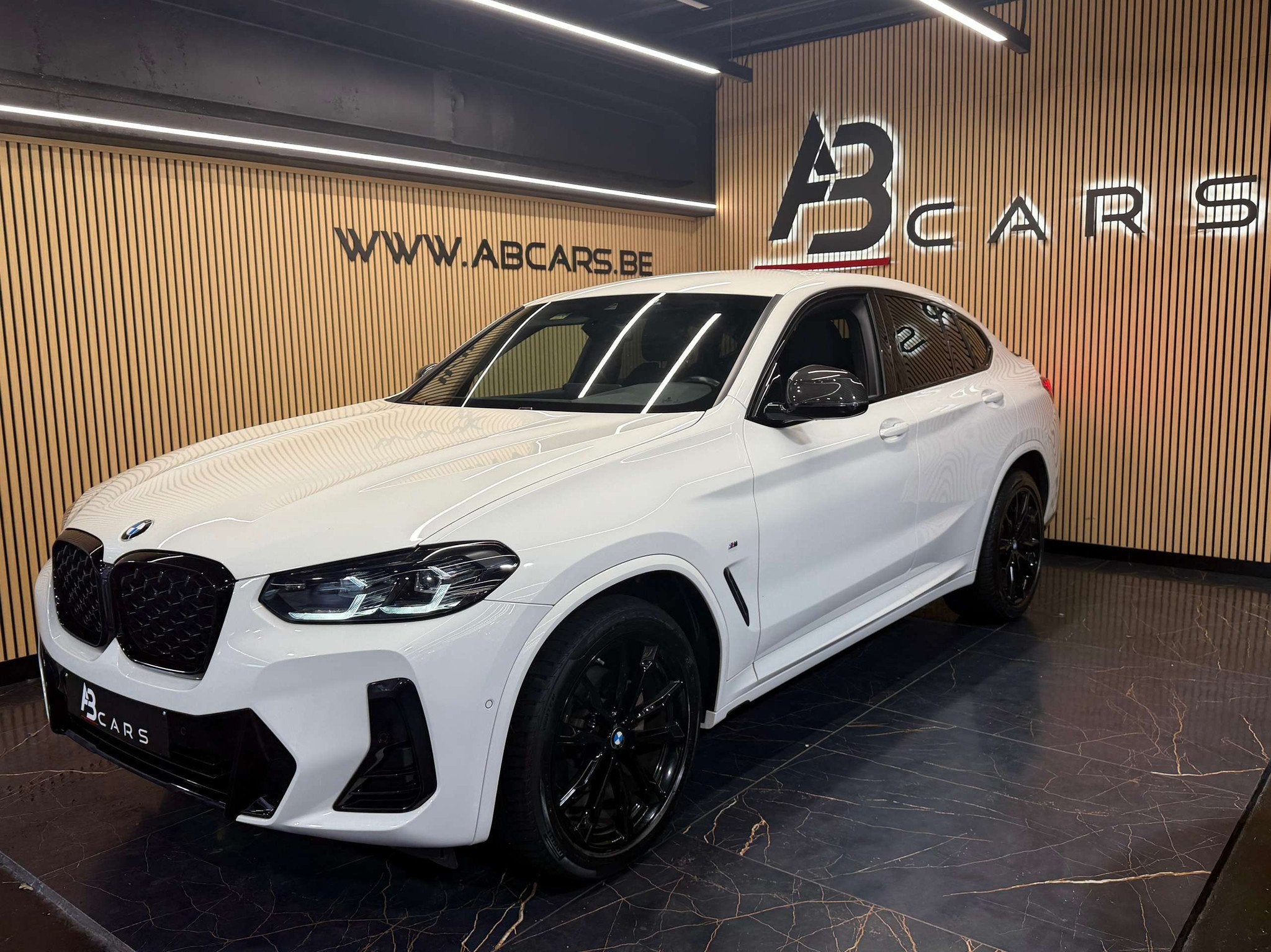 BMW X4 2.0DA XDRIVE20D PACK M PERFORMANCE * GARANTIE 12 MOIS, Auto's, Automaat, 4 cilinders, Wit, https://public.car-pass.be/vhr/2db88138-959c-4348-89f1-113f221d4cd6