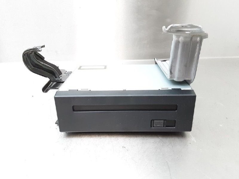 CD SPELER Toyota Prius (NHW20) (|8684147051|), Gebruikt, Toyota