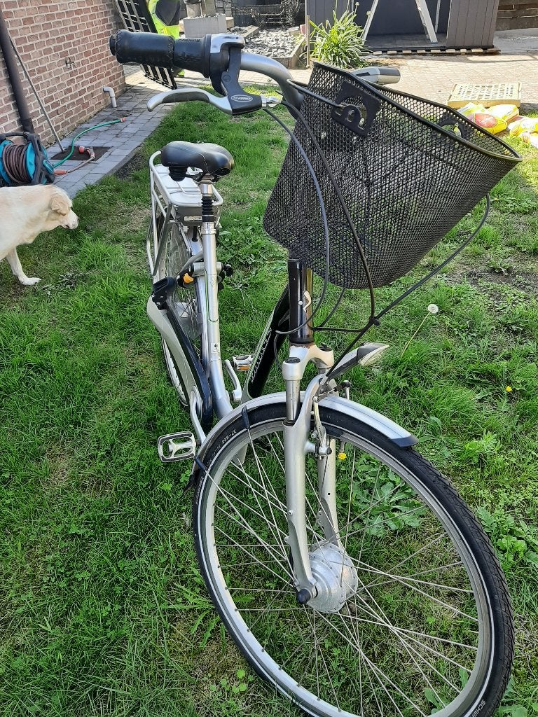 Elektrische damesfiets, Fietsen en Brommers, Gebruikt, Velgrem, 47 tot 50 cm, Versnellingen