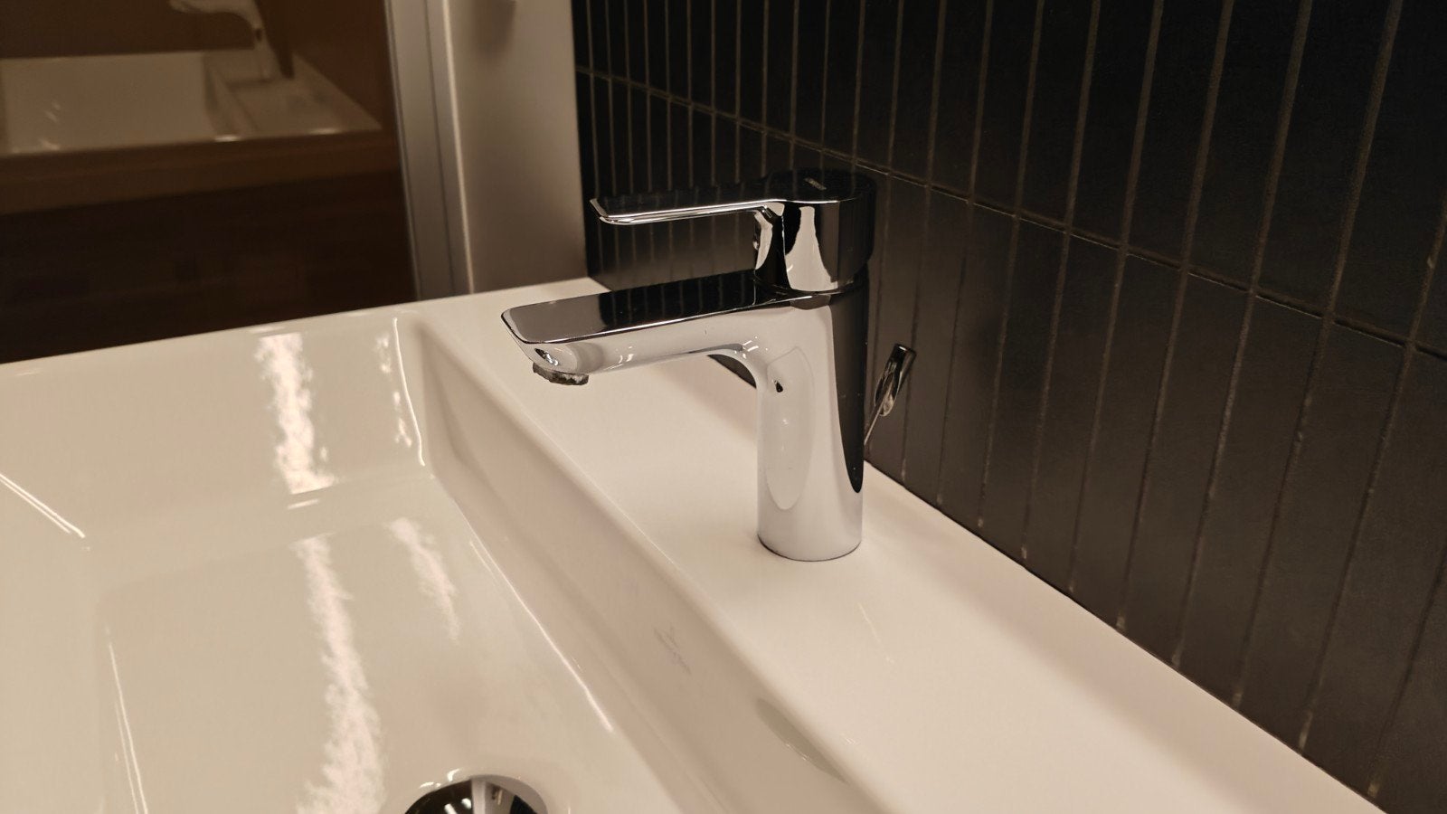 Lavabo suspendu Villeroy et Boch, Enlèvement, Comme neuf