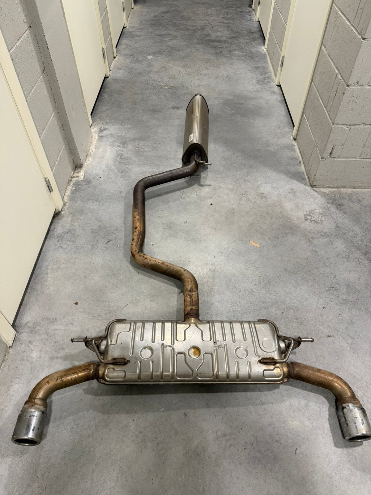 Wolkswagen Golf GTI Mk8 original exhaust very good condition, Autos : Pièces & Accessoires, Enlèvement, Utilisé, Volkswagen