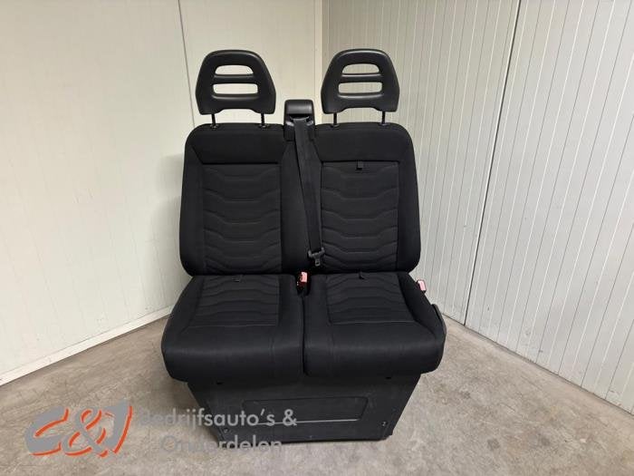 Banquette avant droit d'un Iveco New Daily, -, 3 mois de garantie, Utilisé, Autres marques automobiles