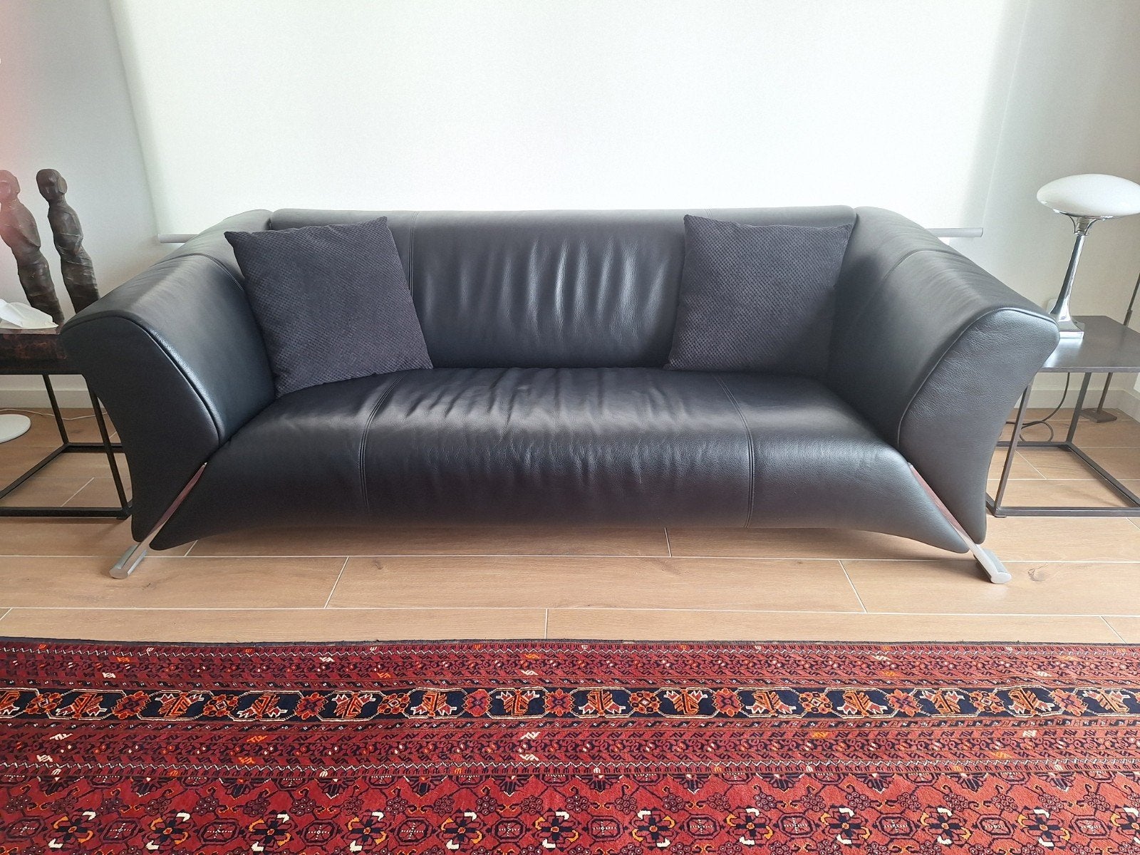 Zetel Rolf Benz - Model 322 - Zwart, Huis en Inrichting, Ophalen, Driepersoons, Zo goed als nieuw, Rechte bank