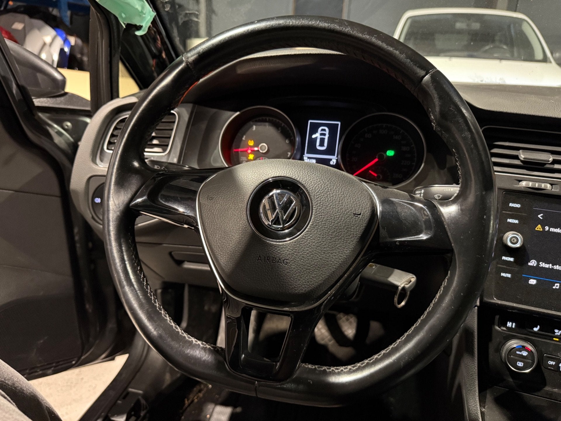 Volant en cuir avec airbag pour Volkswagen Golf 7/7.5 restyl, Autos : Pièces & Accessoires, Volkswagen, Volkswagen AG, Vw@volkswagen.de