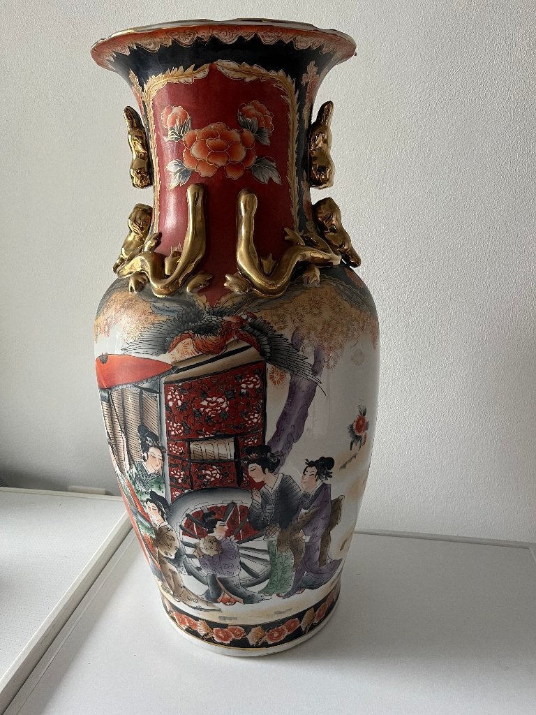 Grote chinese vaas, Enlèvement