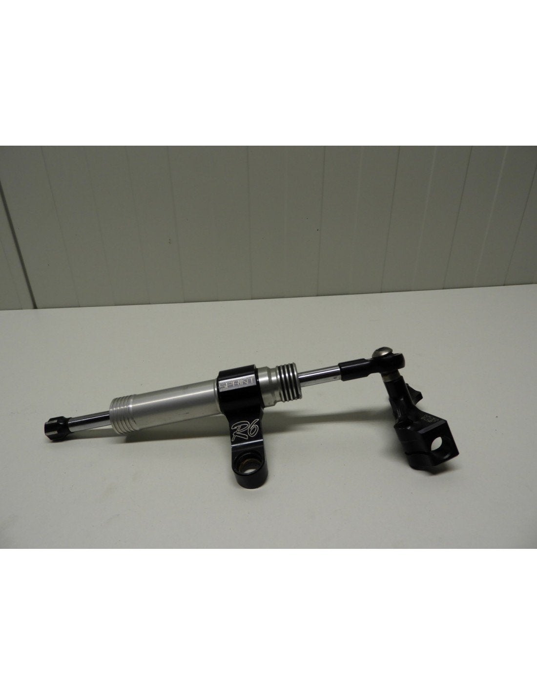 R6 D1-42228, Motoren