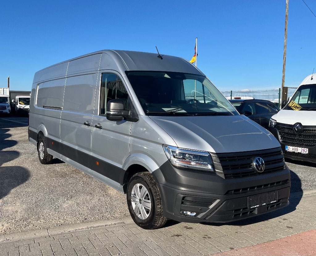 volkswagen crafter l5h3 180pk automaat 2025 50km full/option, Autos, Argent ou Gris, Euro 6, Entreprise, 3 places