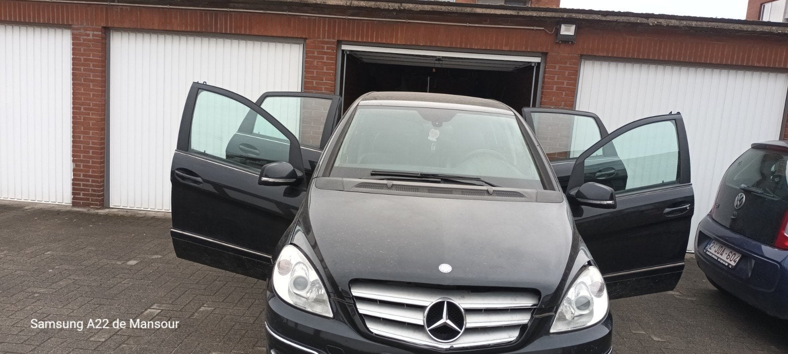 Mercedes b200 2010, Auto's, Mercedes-Benz, Euro 5, Zwart, Bedrijf, 5 deurs