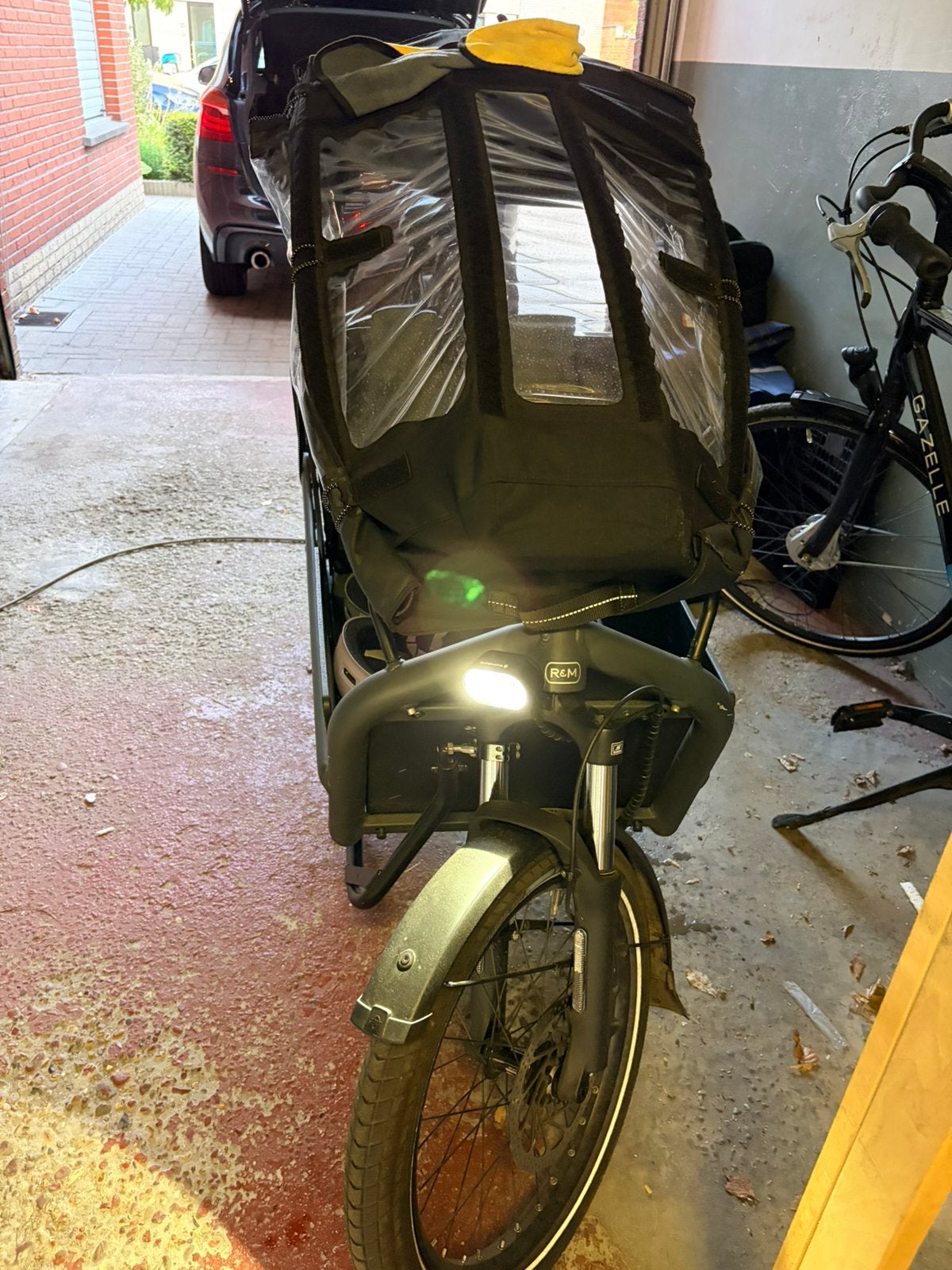 Riese&Muller Load4 75 Vario Coal Grey Matt 545Wh - BJ 08-23, Ophalen, Zo goed als nieuw