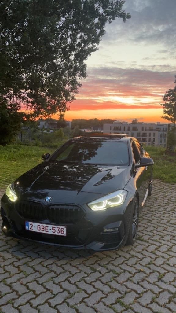 BMW 218i, Autos, BMW, Euro 6, Noir, 5 portes, Automatique