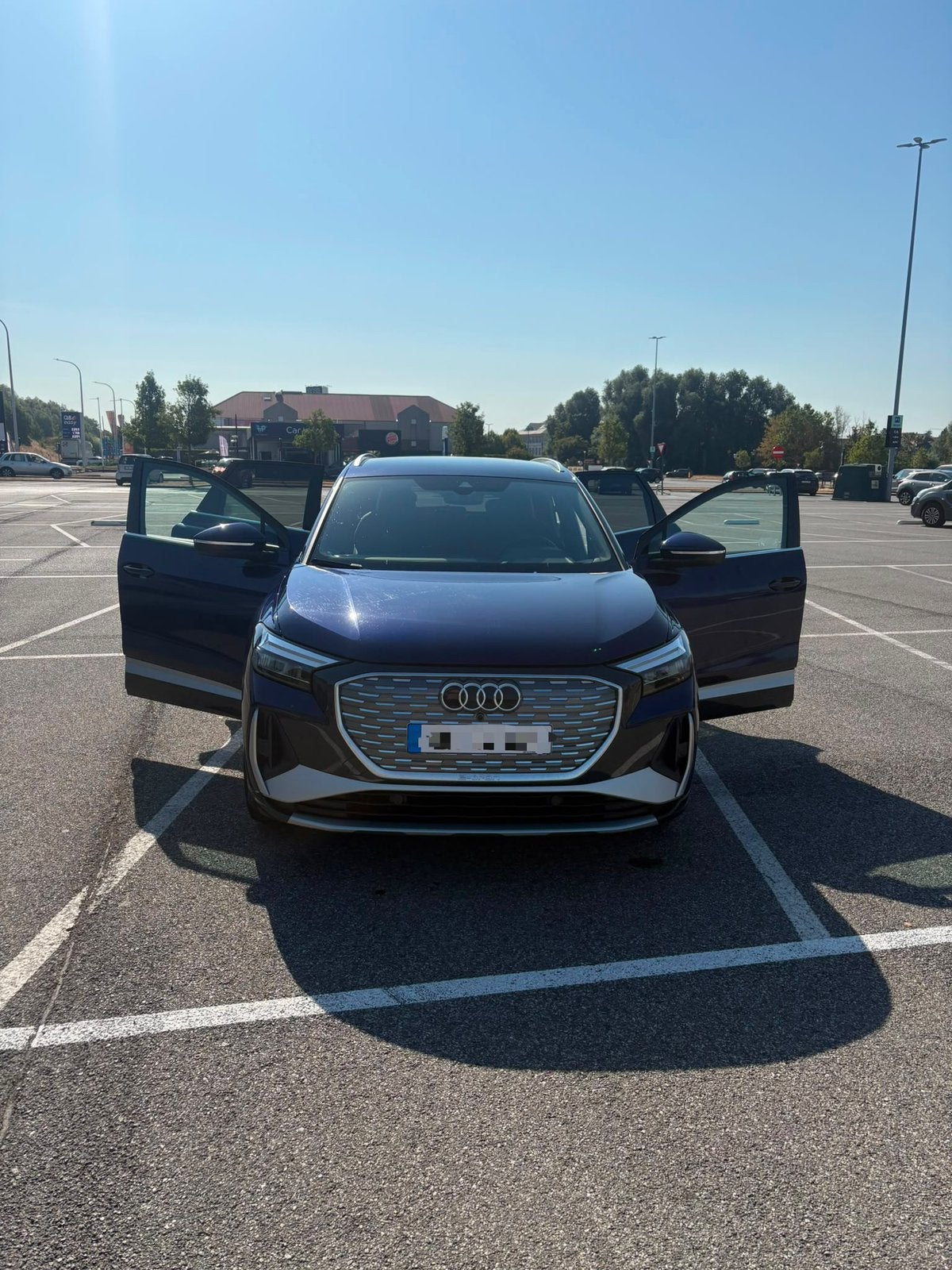 Audi Q4 e-tron 2025 elektrisch, Autos, Achat, Euro 6, 2145 kg, 1000 kg