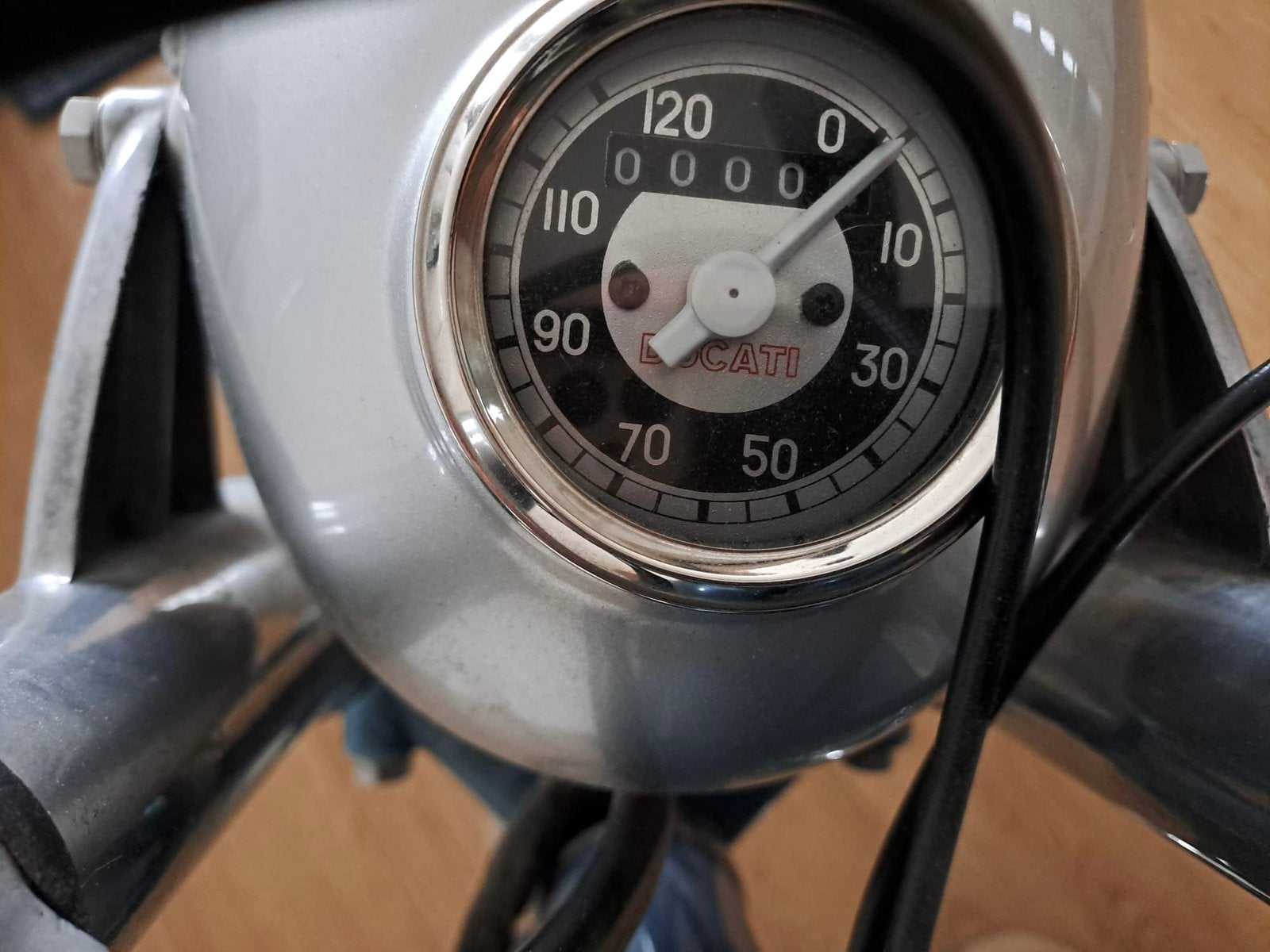 Ducati 125 TS - Oldtimer - Nieuwstaat, Permis Moto A1 minimum, Neuf, 1 cylindre, Manuelle