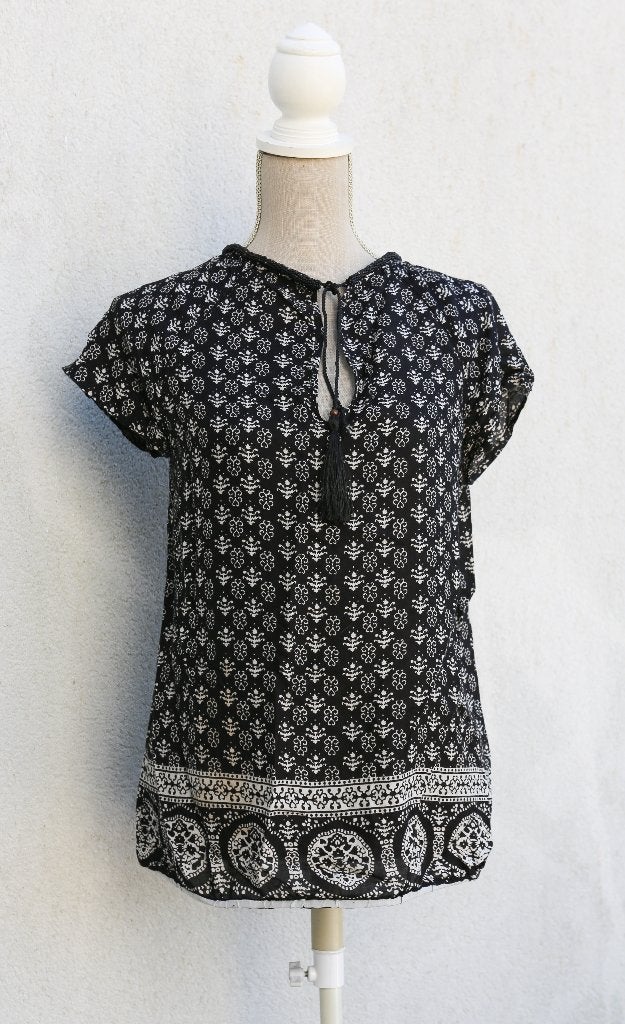 Mooie zwart-witte blouse maat L, Kleding | Dames, Maat 38/40 (M), Zwart, Ophalen of Verzenden, Zo goed als nieuw