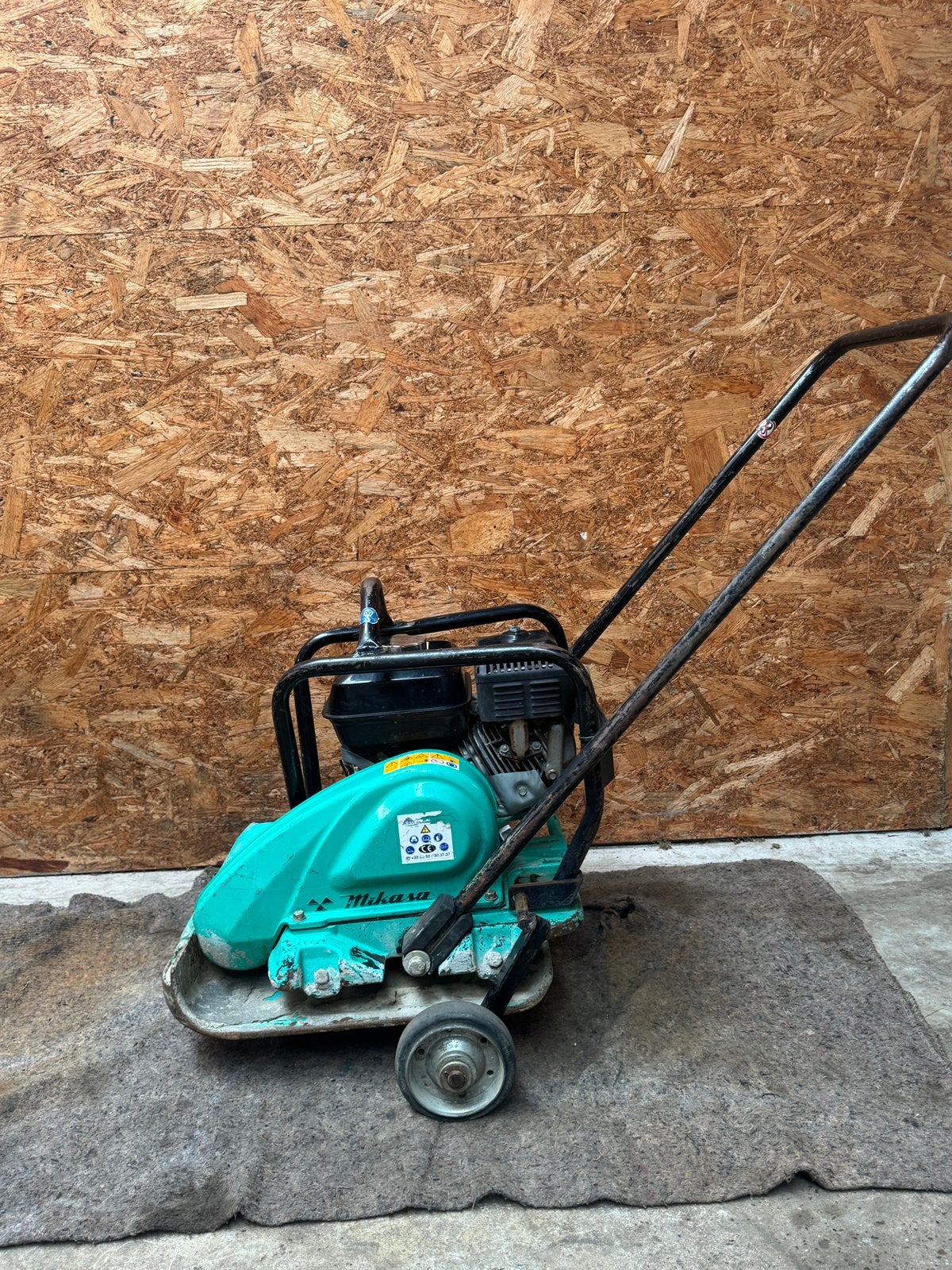 Mikasa MVC-88GH Trilplaat Honda motor, Ophalen of Verzenden, Gebruikt, Overige soorten