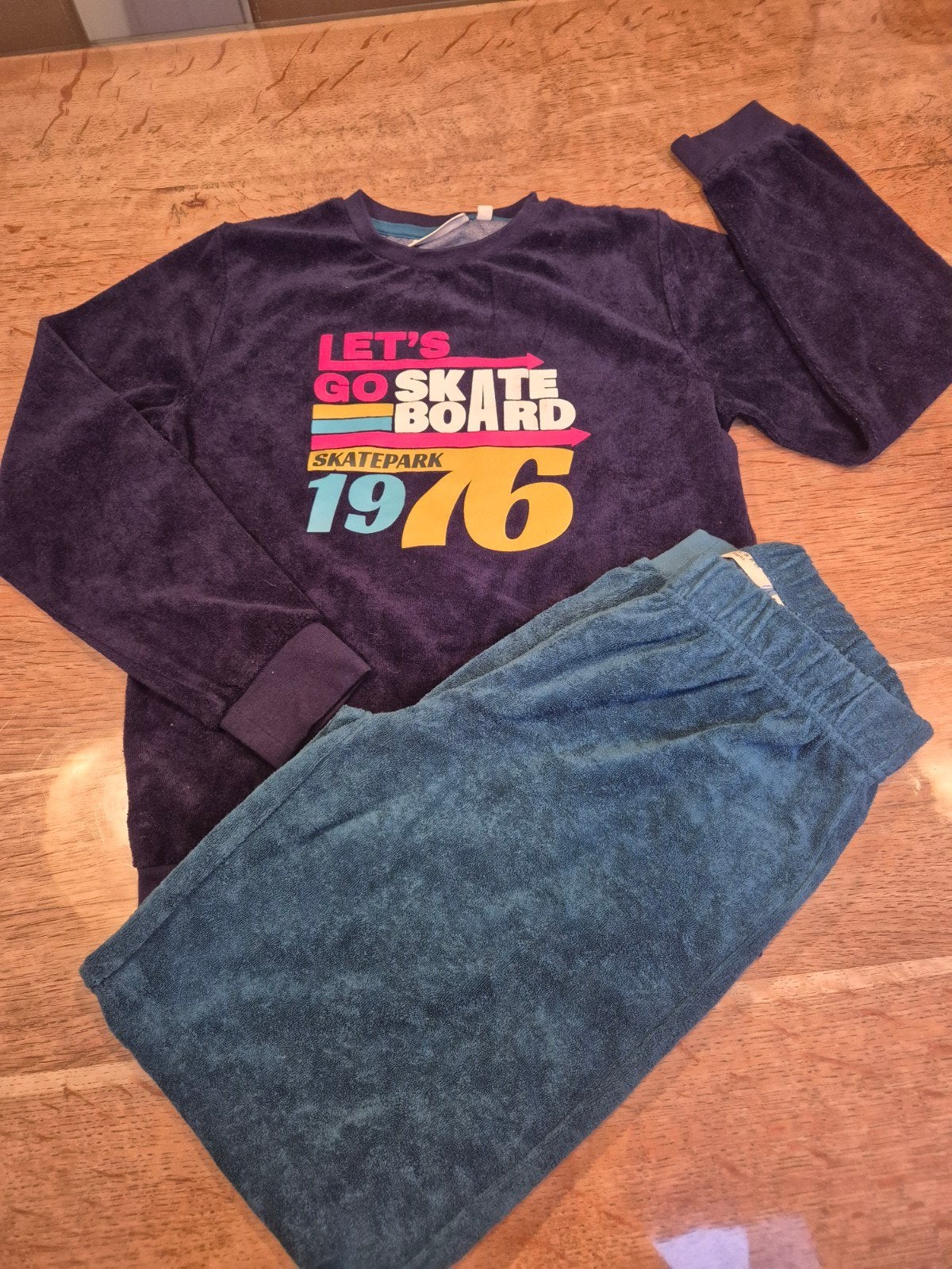 Toffe winterpyjama, Kinderen en Baby's, Kinderkleding | Maat 158, Ophalen of Verzenden