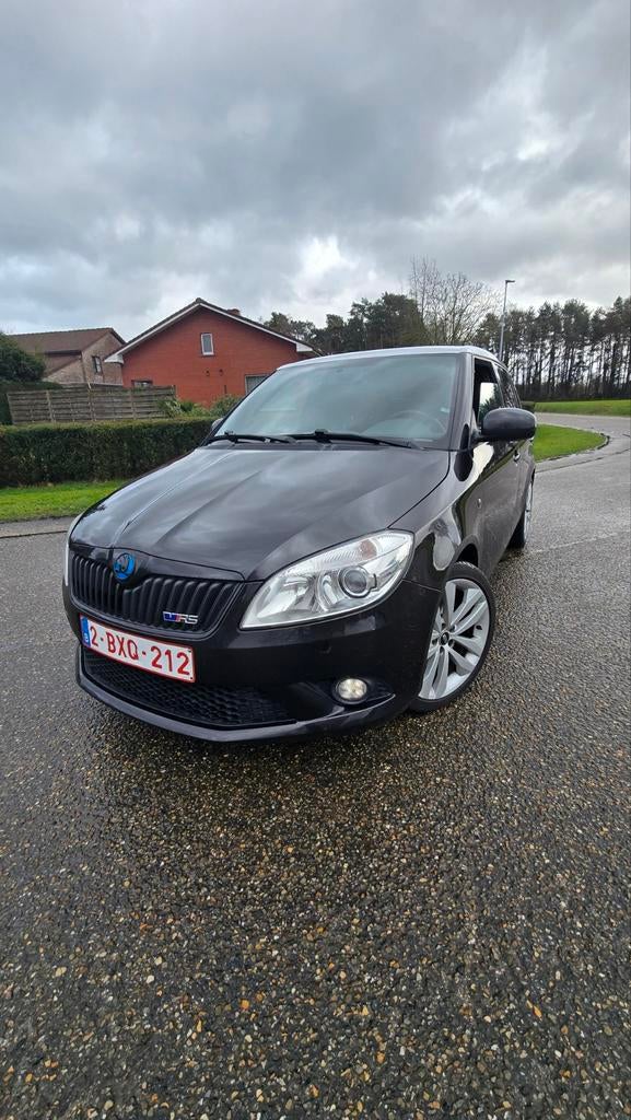 Skoda fabia RS hatchback, Autos, Skoda, Fabia, ABS, Caméra de recul, Air conditionné, Alarme, Bluetooth, Verrouillage central
