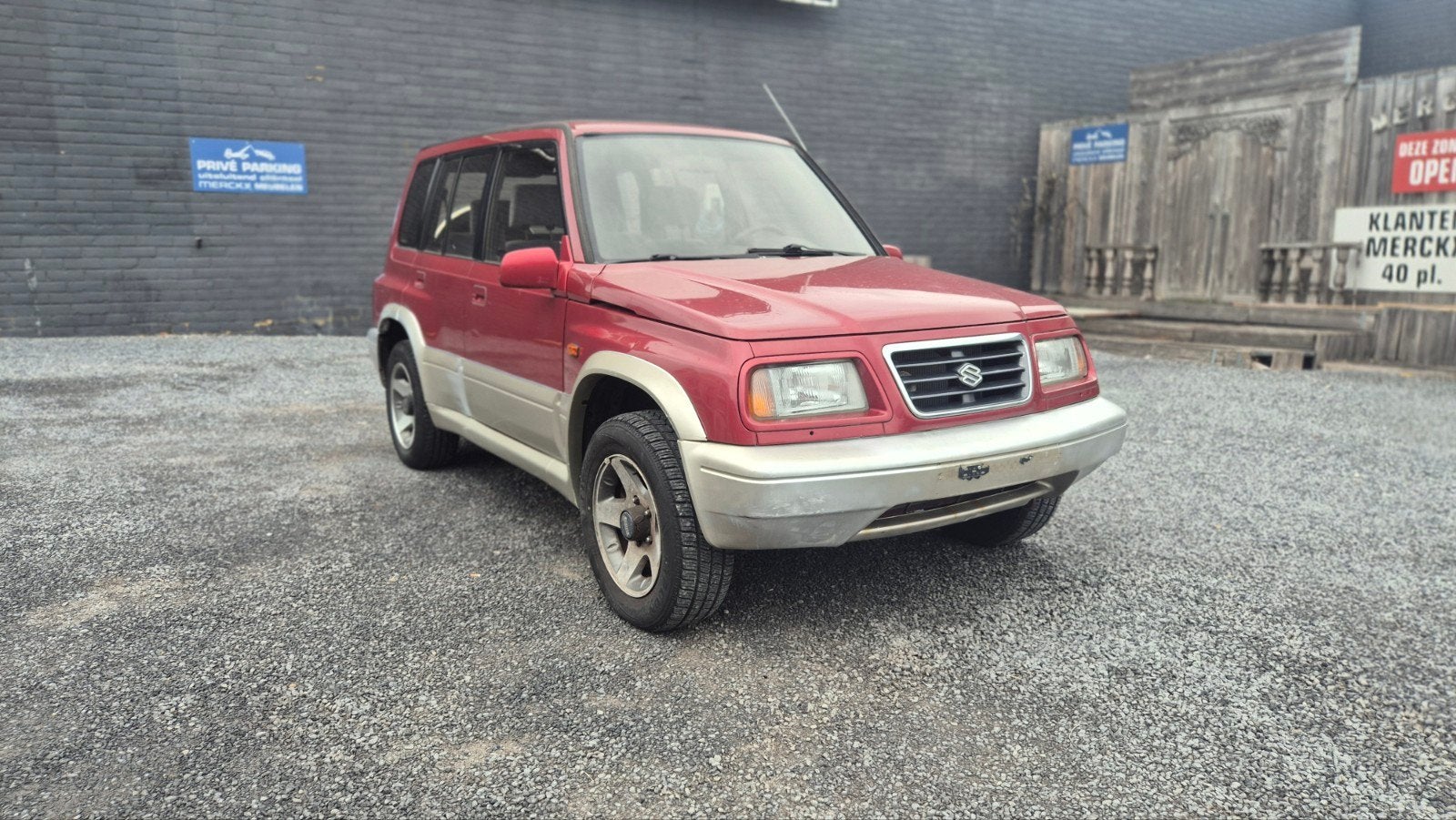 Suzuki Vitara Old timer /144000 essence/ papier rose, Autos, Entreprise, Achat