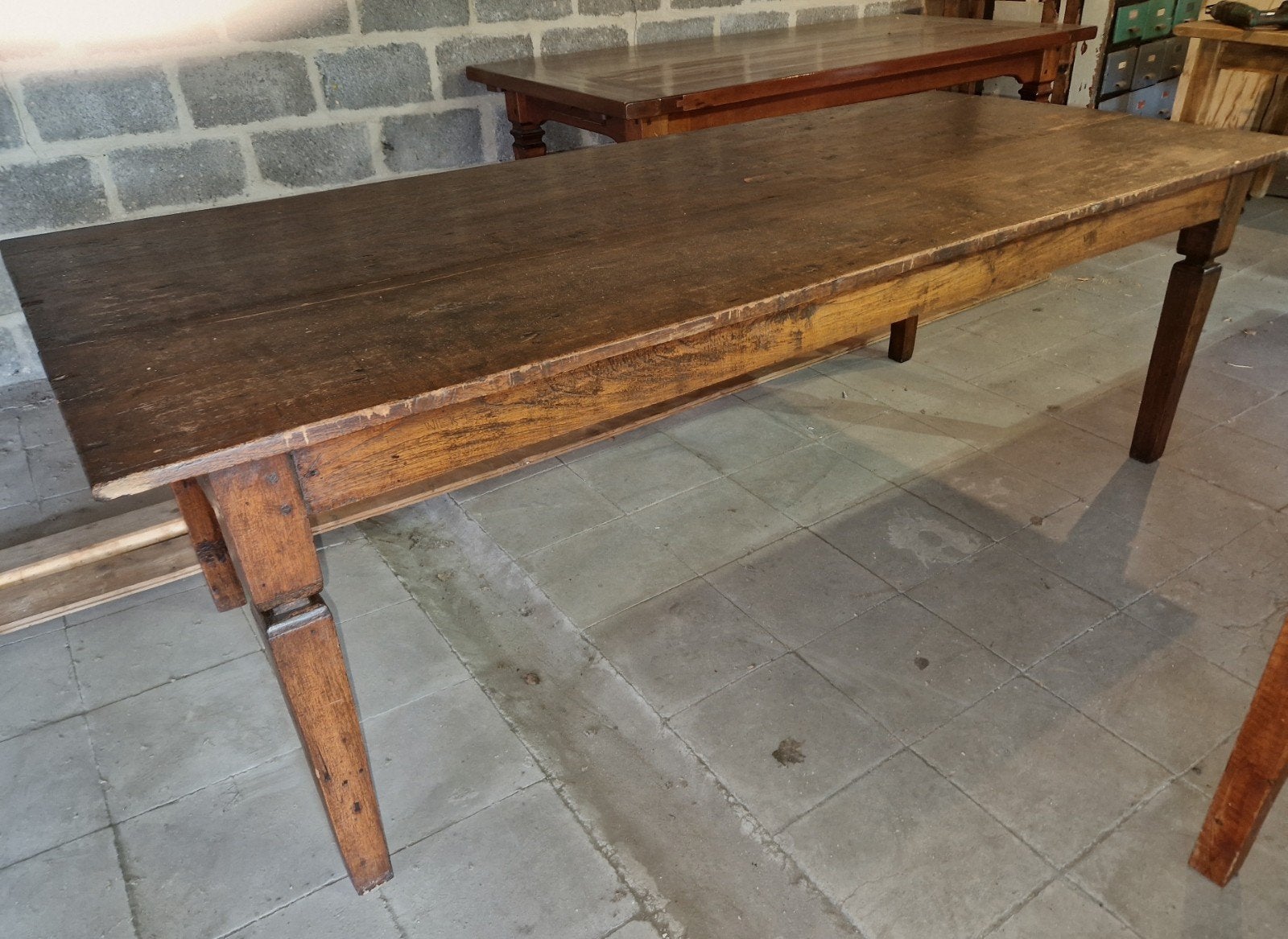 Franse boerentafel eettafel, Ophalen