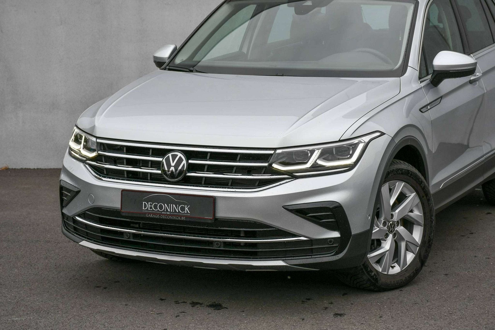 Volkswagen Tiguan Tiguan 2.0 TSI 4Motion *IQ LIGHTS*PANO*MEM, Automaat, Gebruikt, 1984 cc, Parkeerassistent
