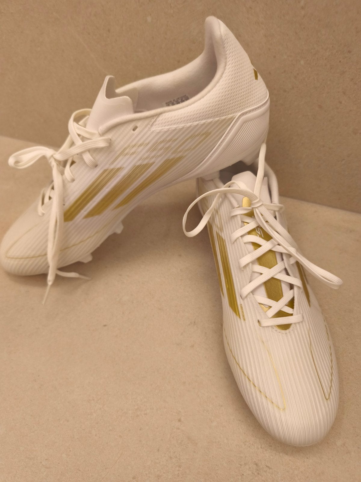 Adidas voetbalschoenen, Sport en Fitness, Voetbal, Ophalen, Nieuw, Schoenen