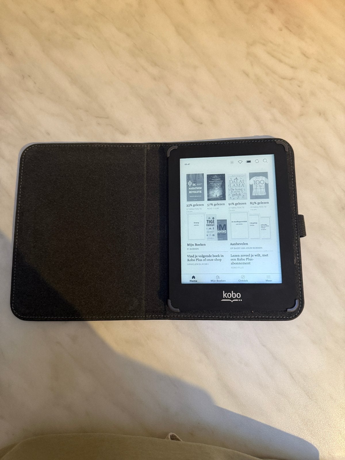 E-reader Kobo Glo met hoesje, Enlèvement, Utilisé