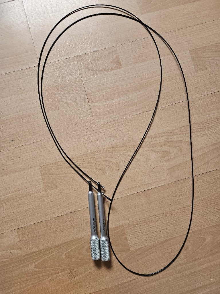 Corde a sauter TECHNOGYM, Sport en Fitness, Springtouwen, Ophalen of Verzenden, Sport-springtouw, Zo goed als nieuw