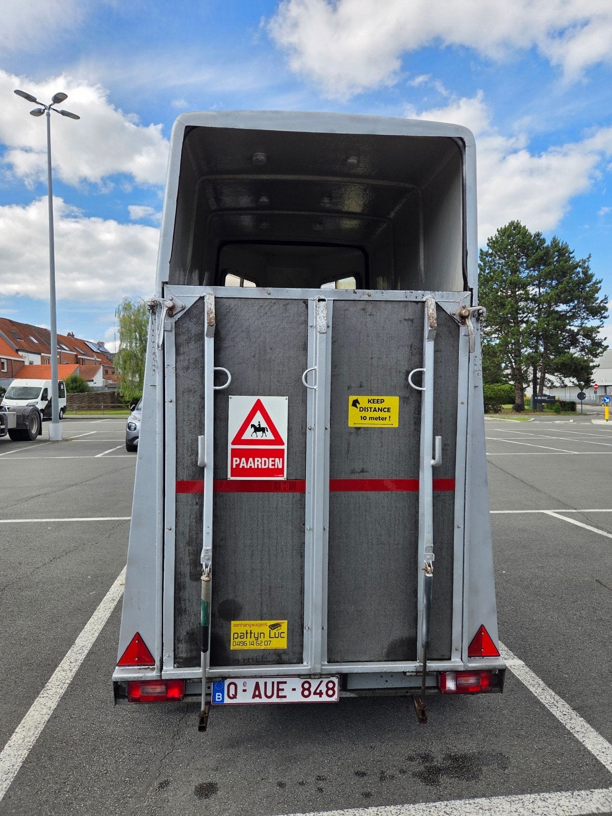 Verhuur 1,5 paardentrailer, Animaux & Accessoires, Chevaux & Poneys | Semi-remorques & Remorques, Comme neuf, Remorque 1½ cheval