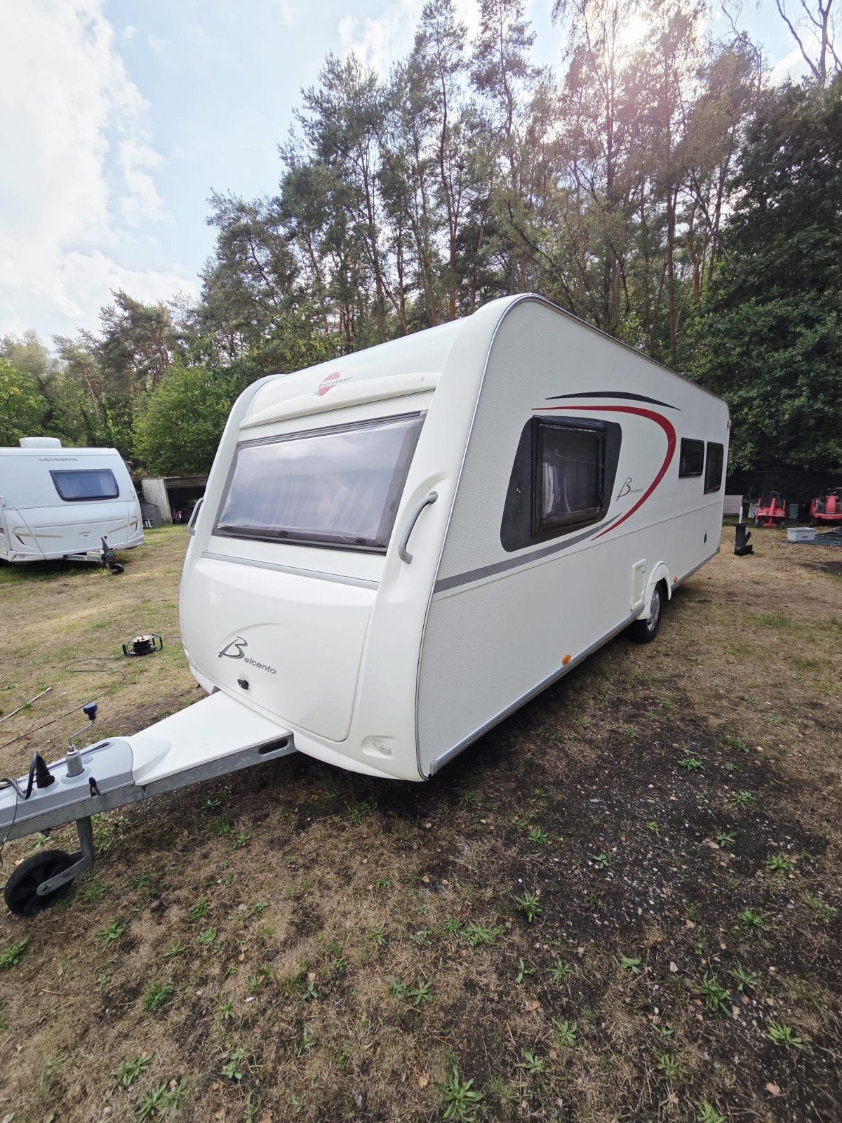Burstner Belcanto 535TS met Quinsbed en mover, Caravans en Kamperen, Particulier, Rondzit, Douche