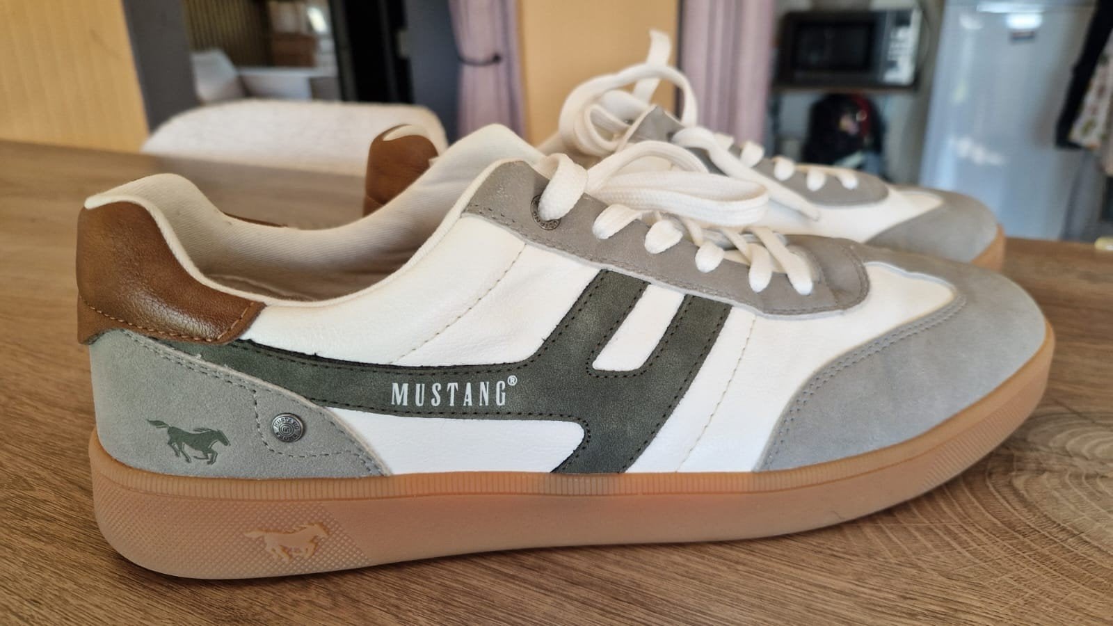 mustang sneakers, Vêtements | Hommes, Chaussures, Autres couleurs, Comme neuf, Mustang, Enlèvement