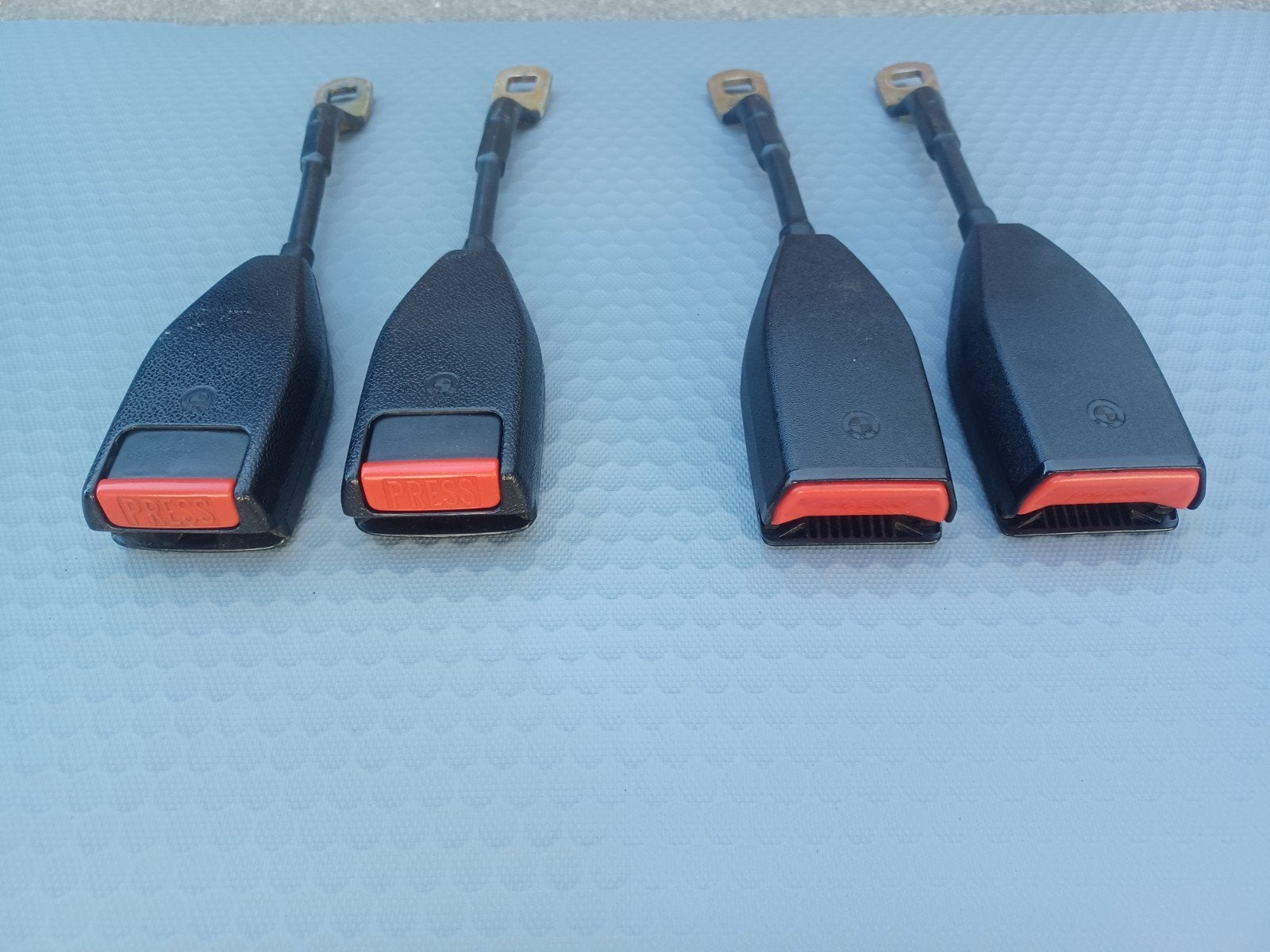 BMW e30 gordelvanger, Auto-onderdelen, Ophalen, Gebruikt, BMW