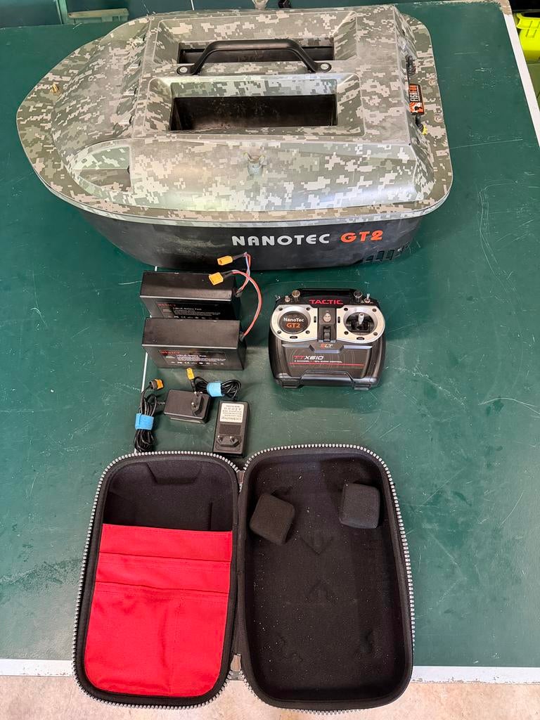 Voerboot gt2 anatec / toslon tf640 , gps, Ophalen, Zo goed als nieuw