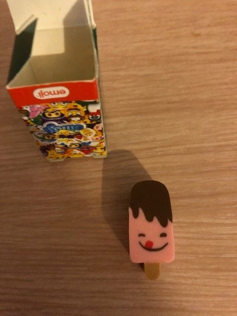 émoji 2026, Aldi, Enlèvement ou Envoi