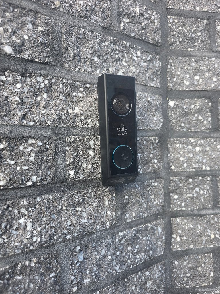 eufy cameras + doorbell en homebase, Ophalen, Zo goed als nieuw