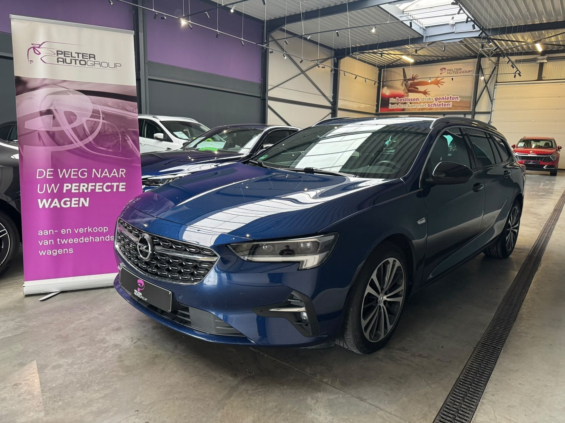 Opel Insignia Sports Tourer 1.5D CarPlay GPS Leder Camera, Auto's, USB, 122 pk, 4 cilinders, Bedrijf