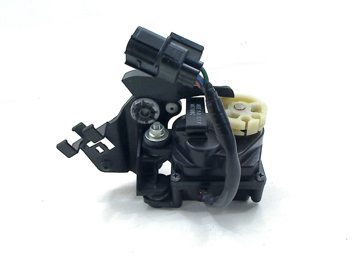 SERVOMOTOR Honda VFR 1200 F (VFR1200 + DCT) (31420-MGE-641), Dhr. S. di Majo, Gebruikt, Info@cama-motorparts.nl, P.J. Troelstraweg 8 8
3144 CX  MAASSLUIS, NL