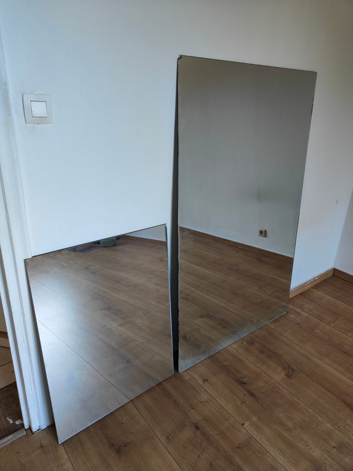 Miroirs, Enlèvement