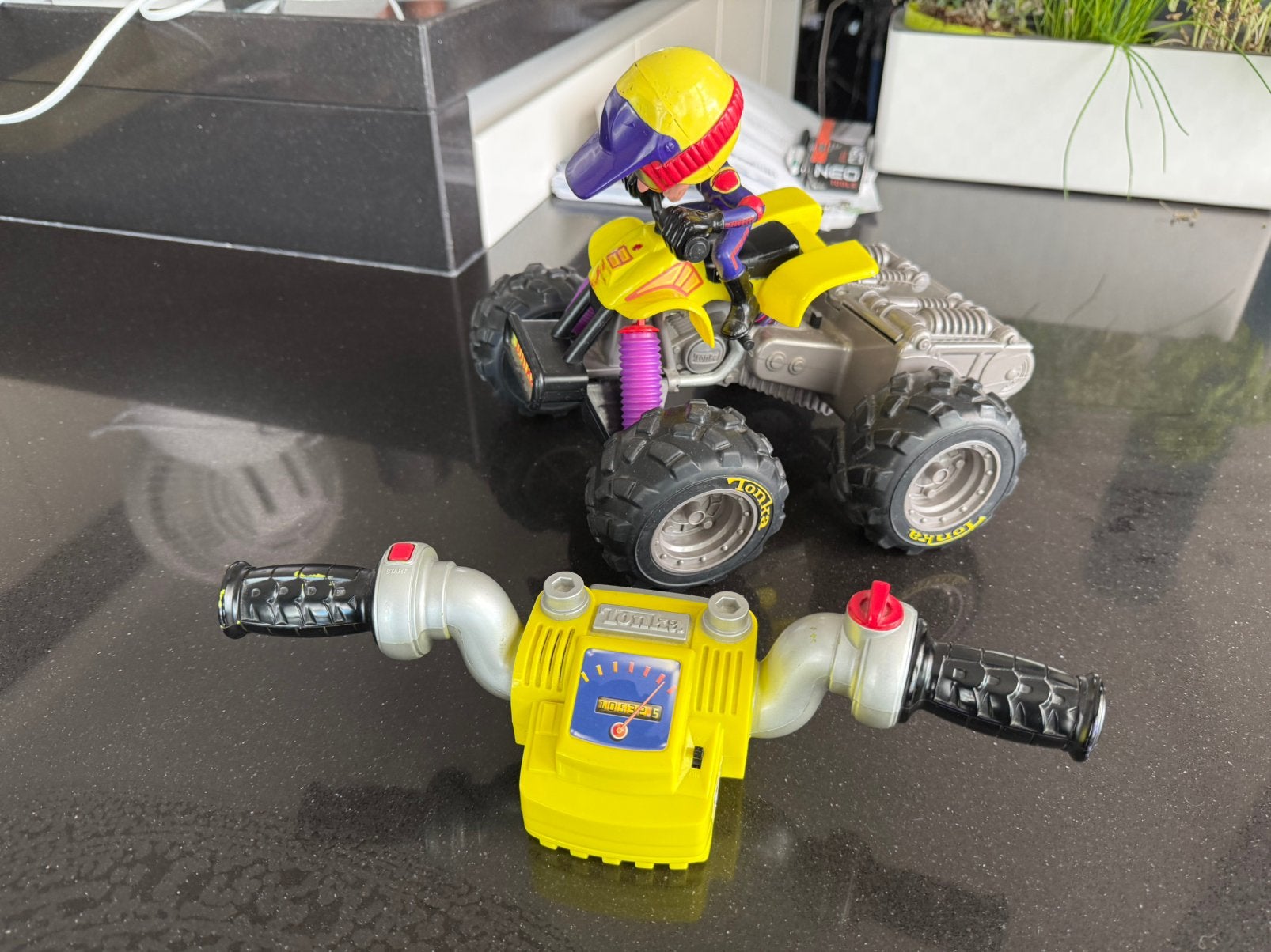 Vintage Tonka RC Quad ATV met Stuurcontroller (Jaren '90), Ophalen, Gebruikt