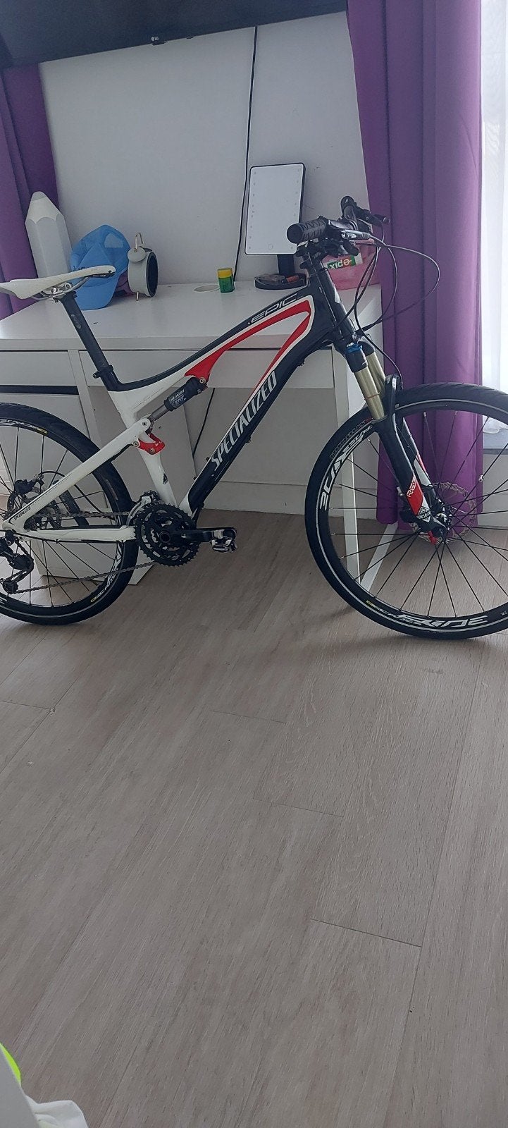 mountainbike specialized epic 26 inch, Enlèvement ou Envoi