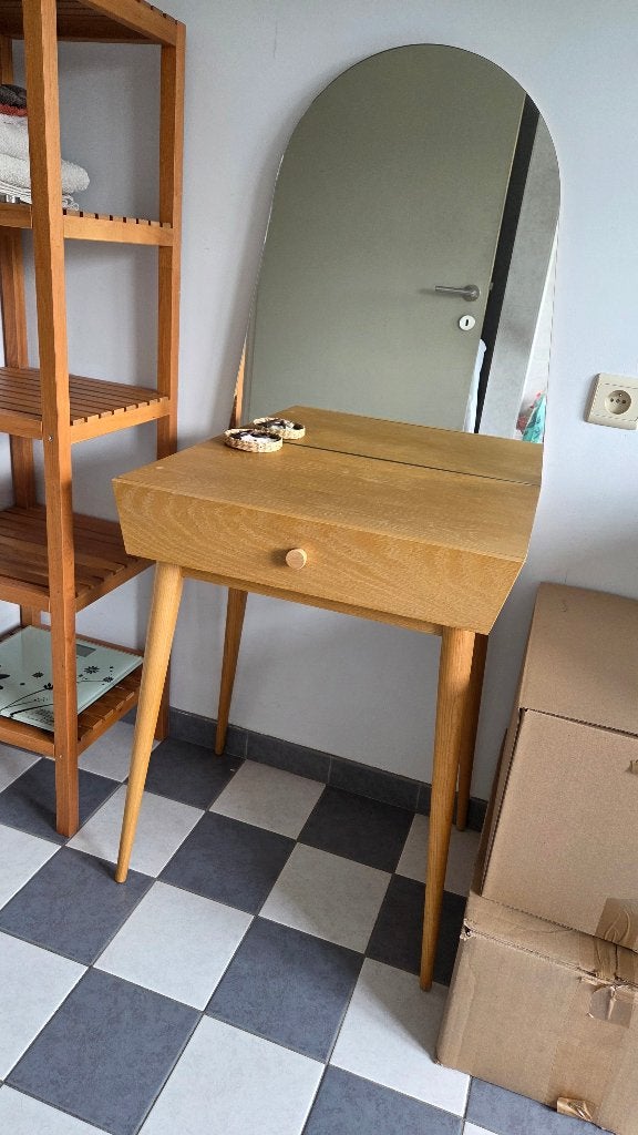 Houten make-up tafeltje, Ophalen, 50 tot 100 cm, Zo goed als nieuw, Minder dan 100 cm