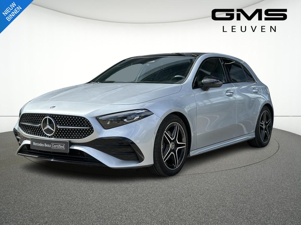 Mercedes-Benz A-klasse A 180 AMG Line, Auto's, Stof, Zwart, 4 cilinders, 136 pk